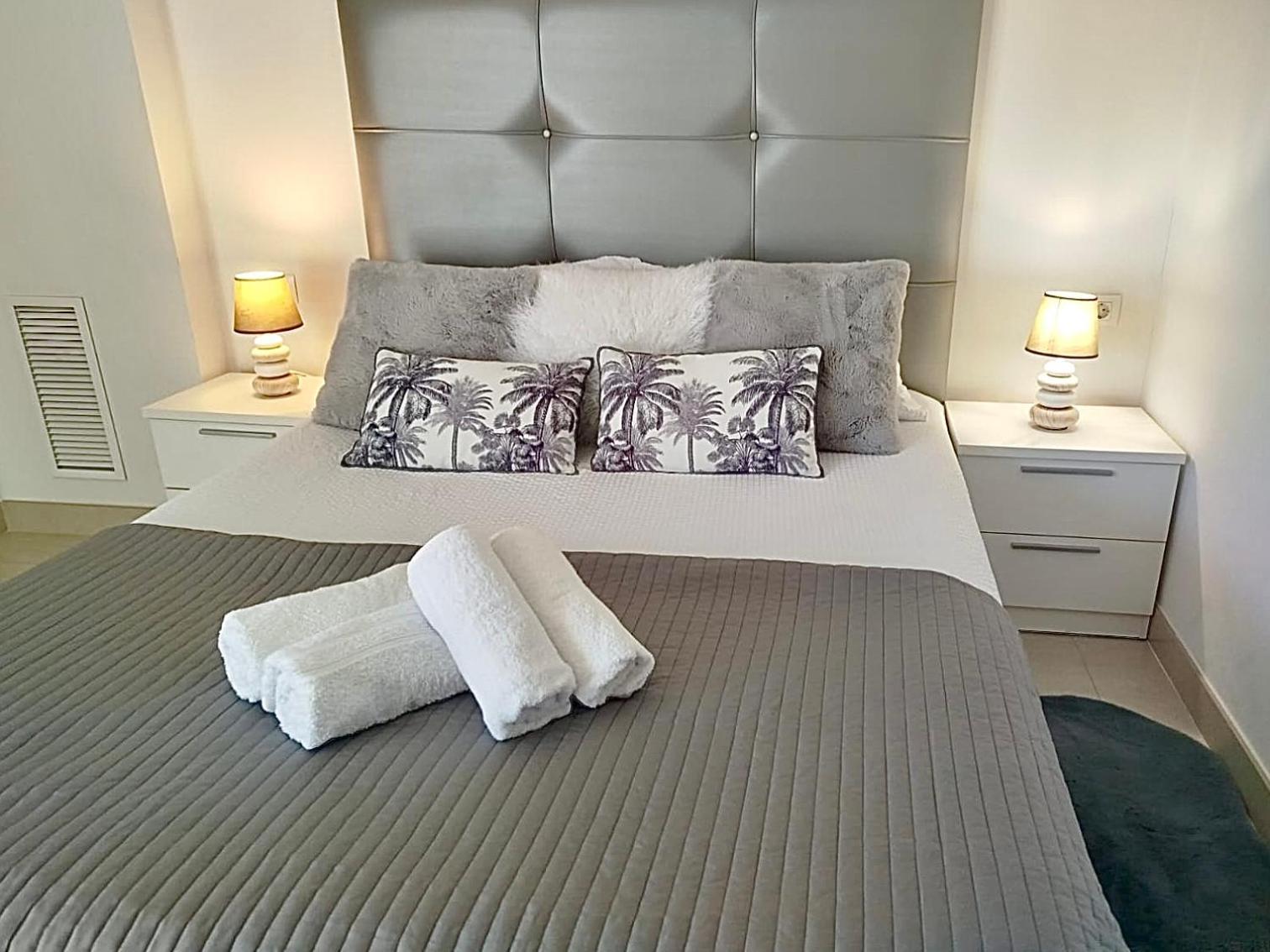 Valencia Beachfront Home 22 Экстерьер фото